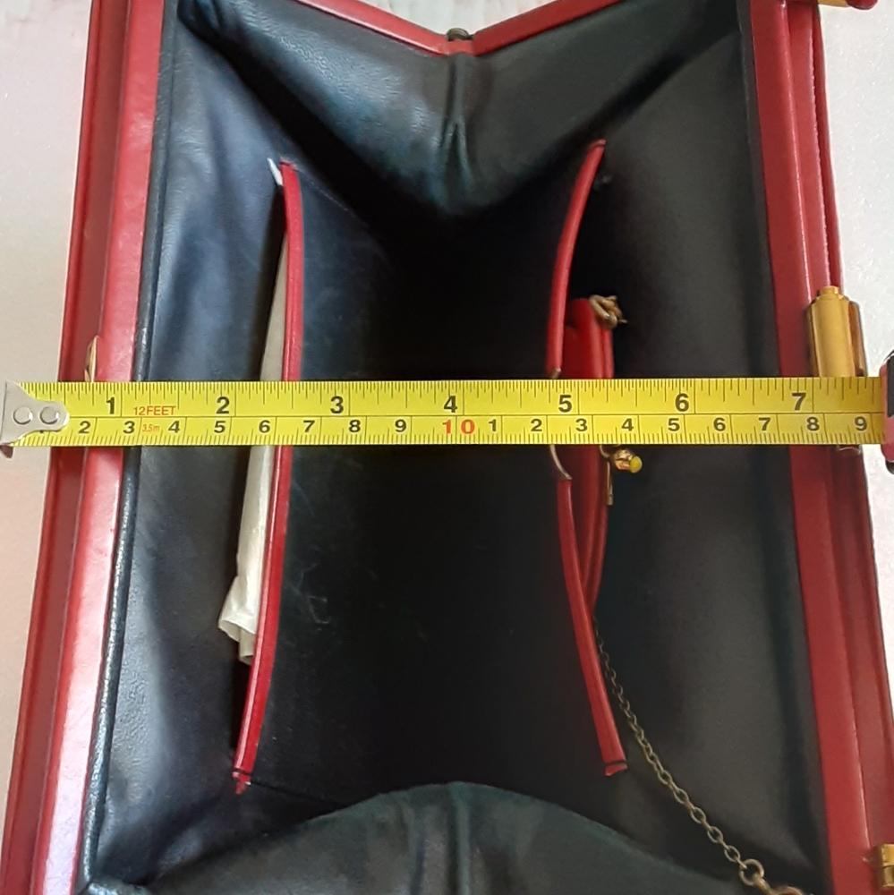 Additional pics of red bag